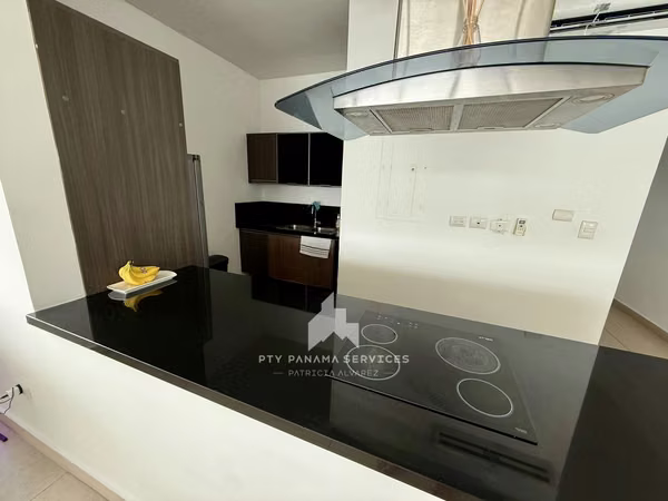 APARTAMENTO EN ALQUILER FRENTE AL MAR - TOTALMENTE AMOBLADO- AVENIDA BALBOA