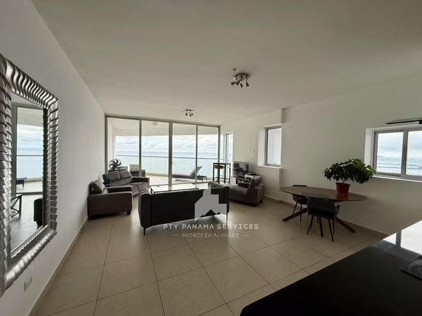 APARTAMENTO EN ALQUILER FRENTE AL MAR - TOTALMENTE AMOBLADO- AVENIDA BALBOA