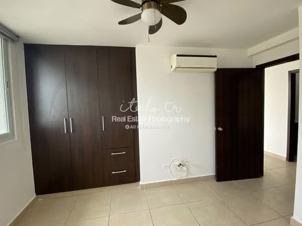For Rental PH Kings Park 2R2B CBE 1E $8000.00