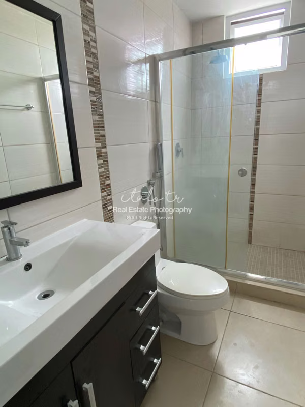 For Rental PH Kings Park 2R2B CBE 1E $8000.00