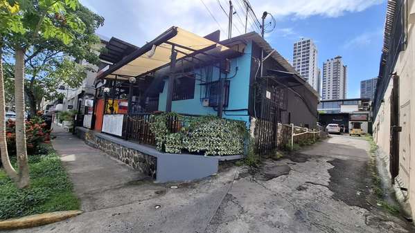 EL CANGREJO / TERRENO EN VENTA