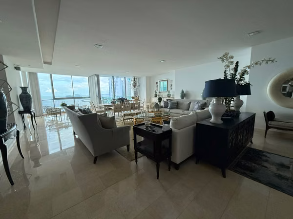 Venta de Apartamento en Avenida Balboa, PH Allure at the Park