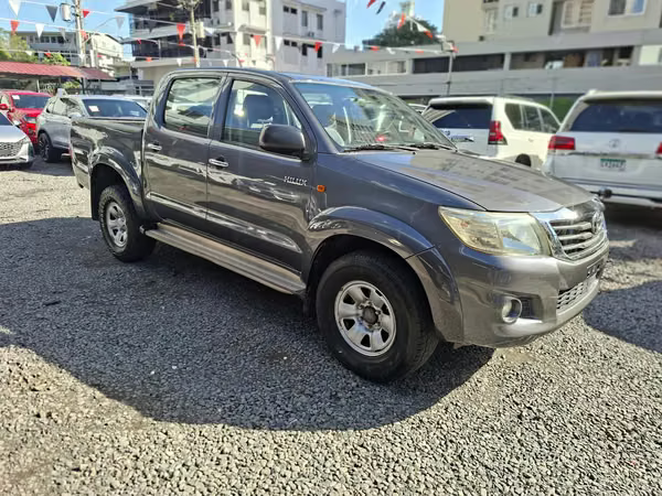 Toyota hilux Vigo 2014