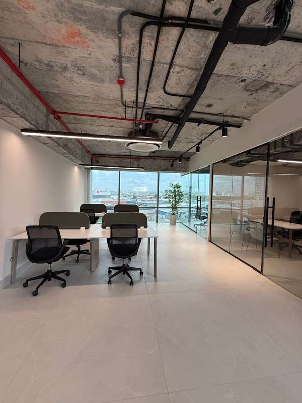 Office rental in Financial Park - 124; East Coast
