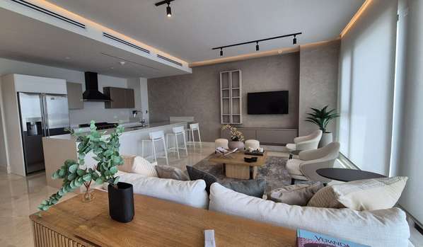 Amoblado apartment in Ocean Reef