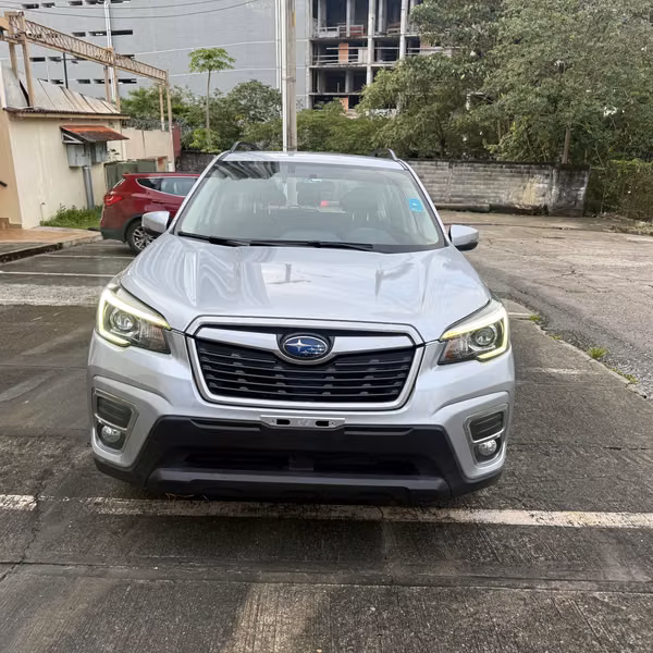 Vendo Subaru forester 2019