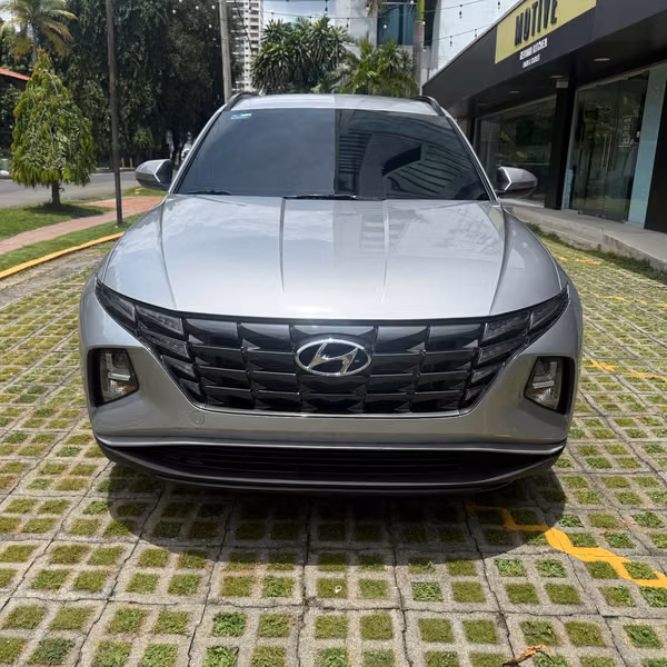 Sell Hyundai Tucson year 2025 with 28000km