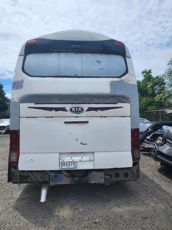 Vendo Bus Kia GranBird 2008