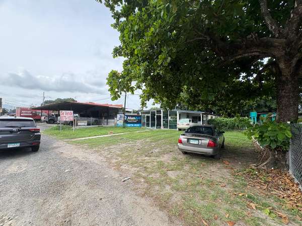 Sell land in front of the Pan American Road
