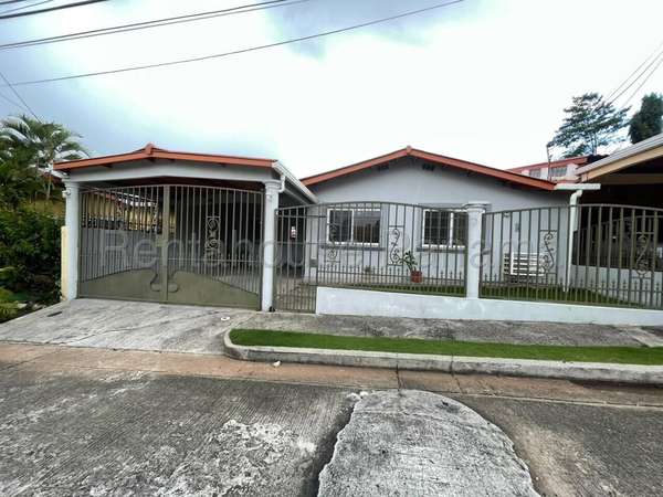 Sale of House in Brisas del Golf 27PPM2802