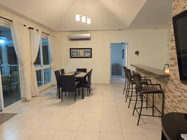 Alquiler: Apartamento en Bijao Beach Club & Residences | 130 m² | 3 Recámaras