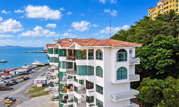 RENTAL APARTMENT IN LOVE) 124; THE PRIVILEGE OF RETURNING HOME