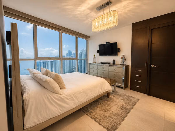SERENITY AT THE BAY - 124; LIFE FROM ANOTHER PERSPECTIVE