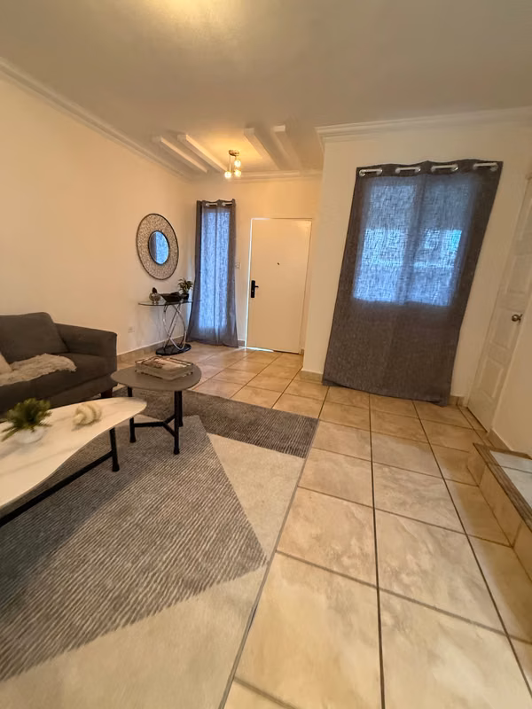 Casa Amoblada en conjunto privado de brisas del golf con piscina y canchas 