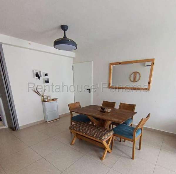 Apartment rental in Ph Torres de Versailles 27MVCH1473