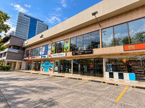 COMMERCIAL LOCAL RENT VIA BRAZIL - $2,000 * *