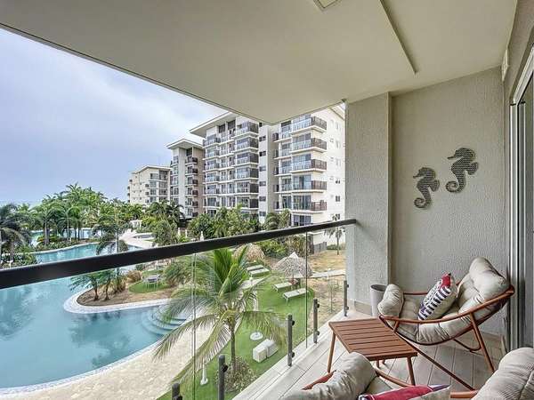 Apartment for sale in Playa Caracol - PH Ventanas del Mar