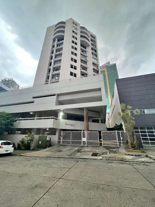 Apartment in PH Excelsior Plaza - Calle 50, Ocarrio
