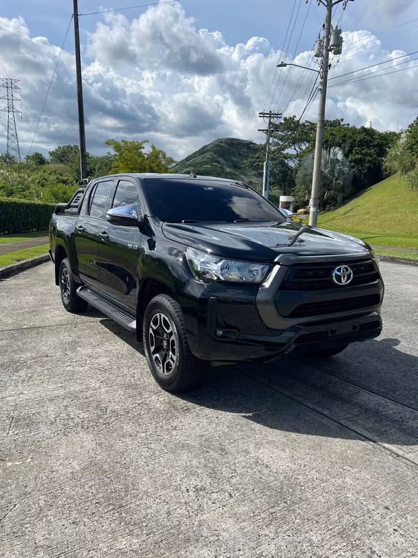 Toyota Hilux 2023, 85mil km