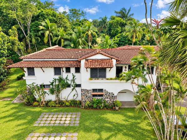 A Hidden Gem in Las Cumbres | 3,433 m², Panoramic Views ID 27242