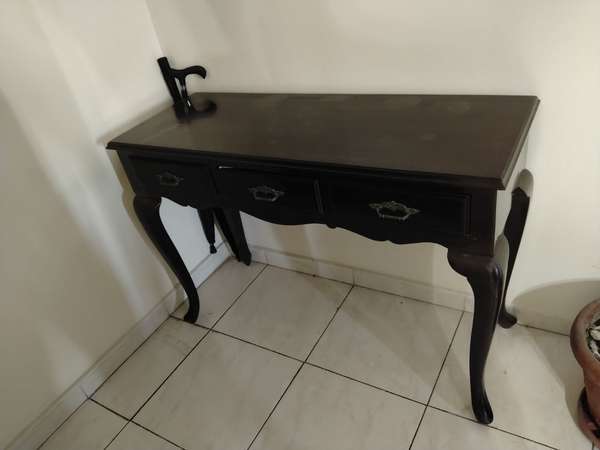 Selling Dining and credenza game