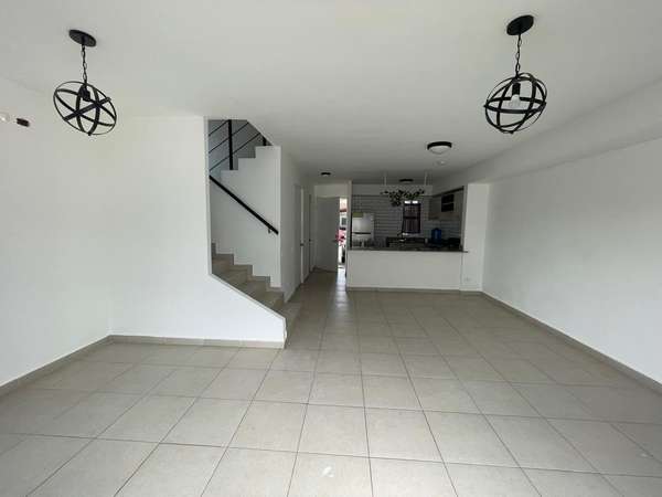 NEW RENTAL WITH GARITA