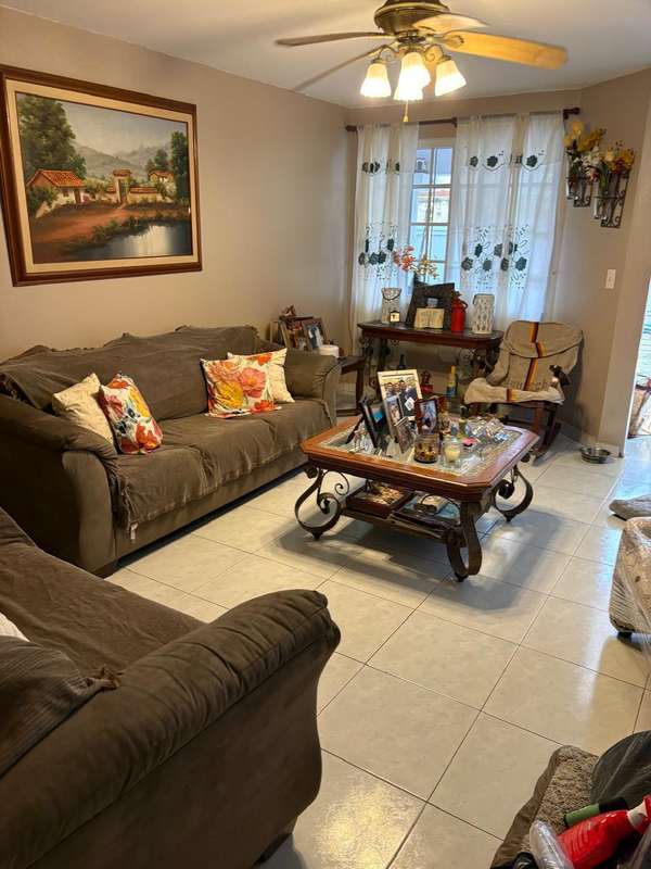Sale and rental of house in Albrook, promenade
