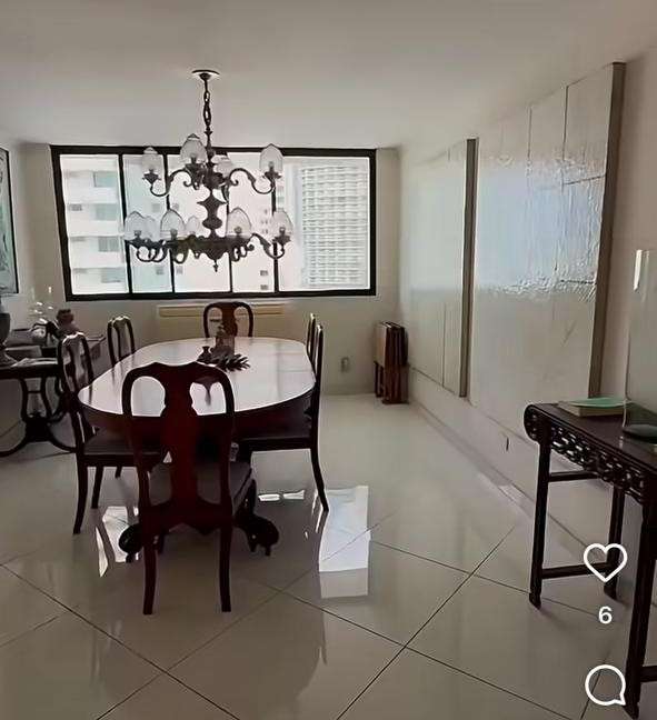 It is rented and sold beautiful apartment in bird. Balboa