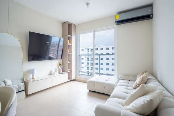 Se Alquila Apartamento Semiamoblado en PH Torres de Cantabria III – Vía Tocumen