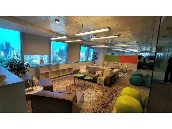 Vendo piso completo de oficinas en Torre de Las Américas L.T