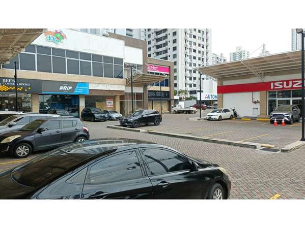 Alquiler de Local en Planta Baja | Plaza Multimall, Via Israel