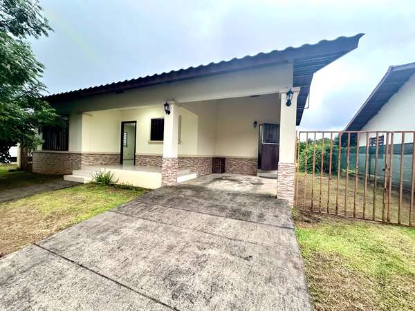 SE ALQUILA CASA AMPLIA Y CERCADA EN RESIDENCIAL EXCLUSIVO DE DAVID 