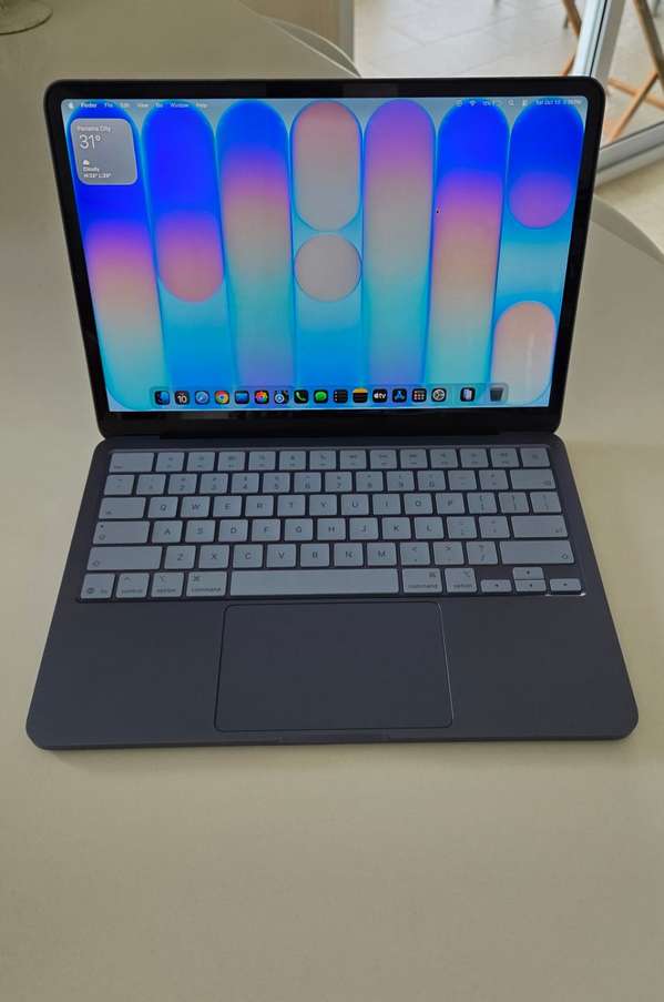 Macbook Neo 13