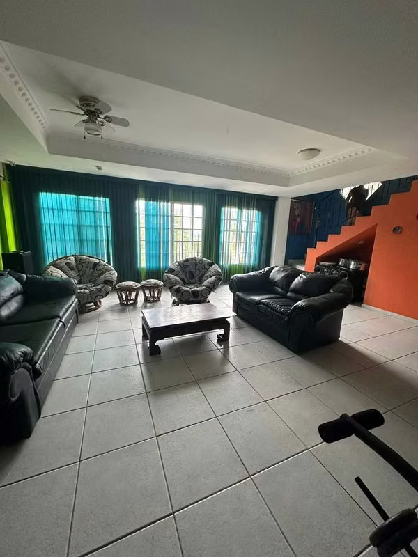 Hermosa Casa en Residencial Limajo debajo del avalúo