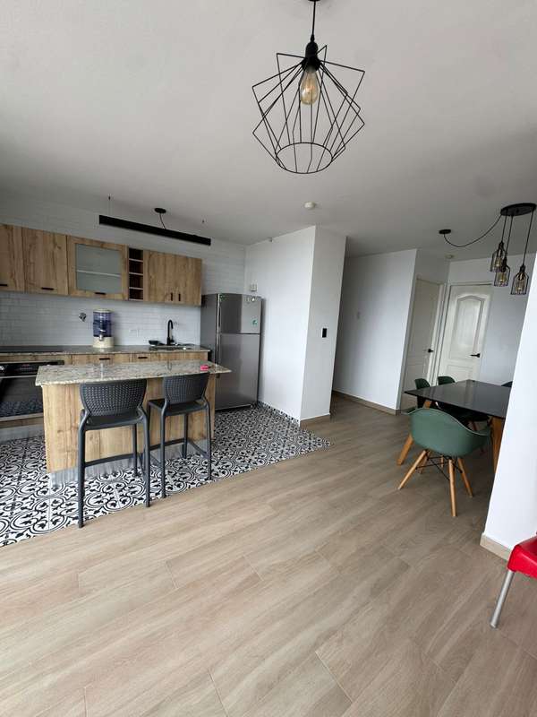 Alquilo Apartamento Amoblado en san francisco Clientes Directos S
