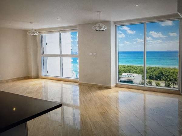 SE VENDE THE REGENT VISTA AL MAR