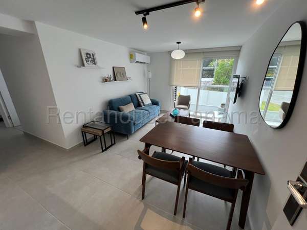 Alquiler de Apartamento en Parque Lefevre 27MGO33