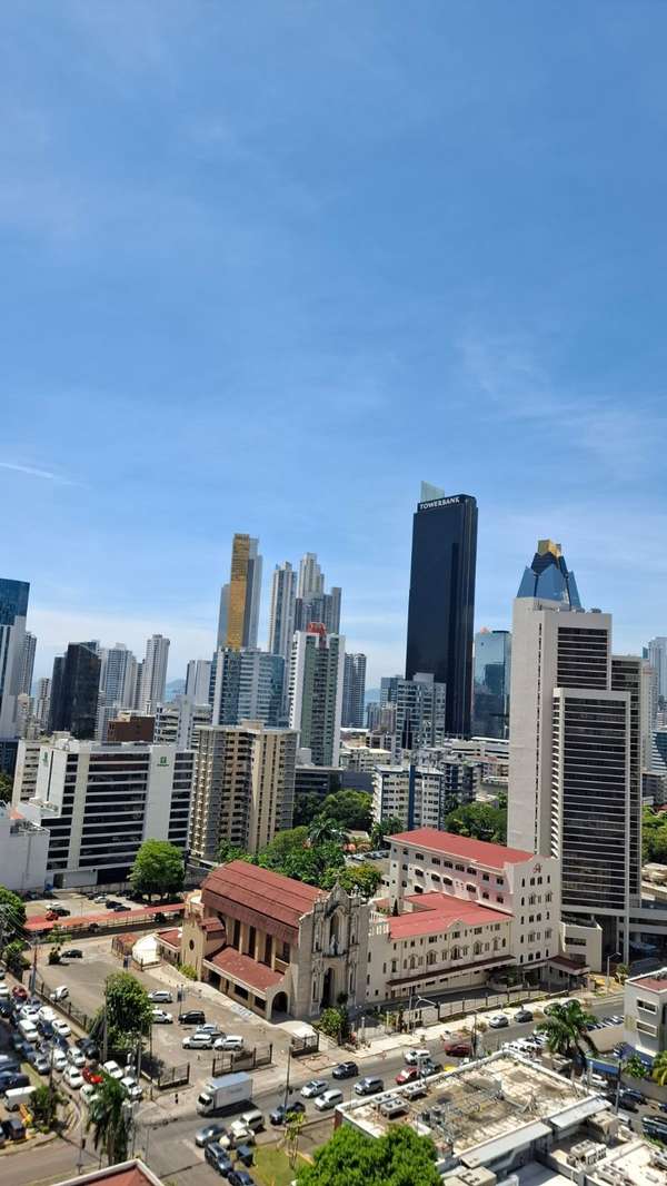 ALQUILER DE APARTAMENTO EN OBARRIO | 190 m² | 3 RECAMÁRAS | 5 BAÑOS, BALCÓN | VISTA PANORAMICA $2,200 /MES