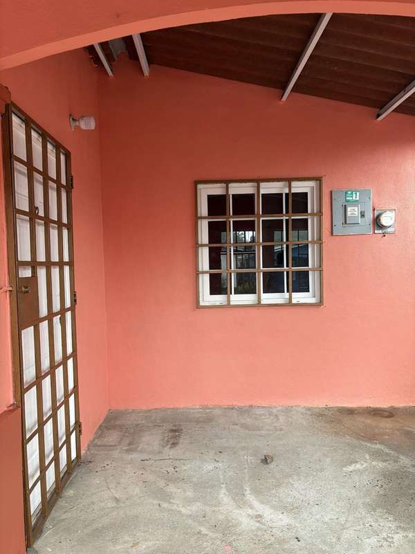 Alquilo casa Bda. La Pradera 1era Etapa La Chorrera por solo $270.00 mensual