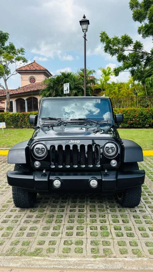 GRAN OFERTA -  Jeep Wrangler Sport 2014 4x4 Manual | Hard Top | Suspensión, Clutch y Radiador Nuevos