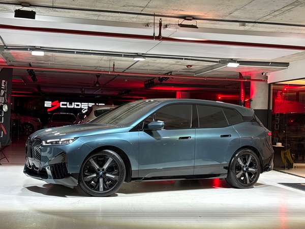 BMW iX xDrive40 2023