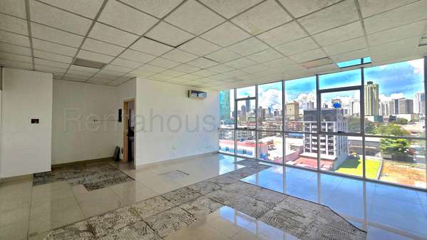 Office for sale in Obarrio MPM27-2893