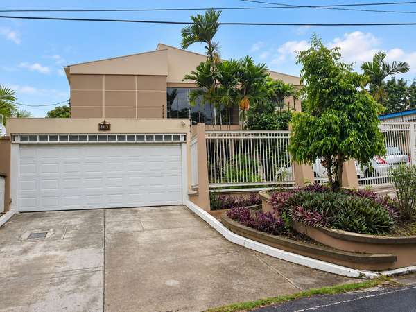 Casa de 2 niveles en venta en Las Cumbres, Panamá