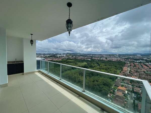 BREEZE -  3RCS - LINEA BLANCA $3,000