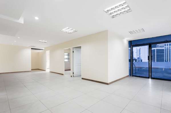 Venta de oficina para inversión en Obarrio – Torre Generali