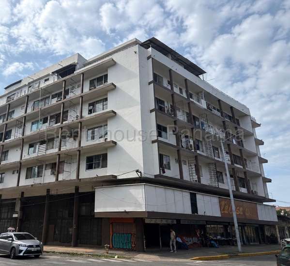 Se Vende Edificio en Calidonia YDU