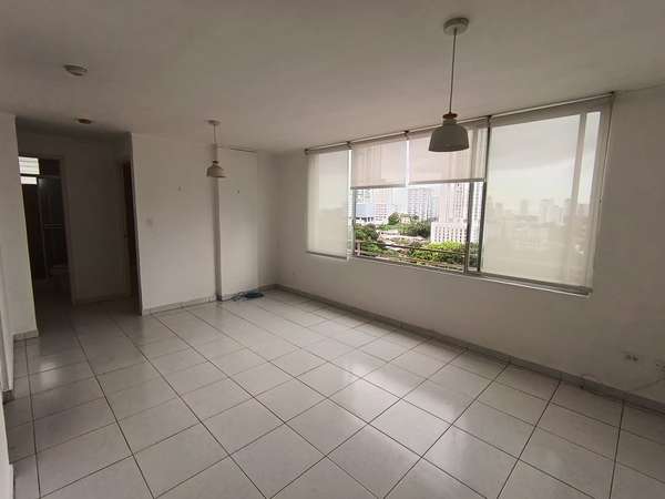 Vendo apartamento 12 de Octubre $92,500
