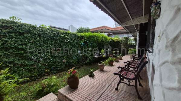 Casa en Venta en Villa de las Fuentes 27AECC334