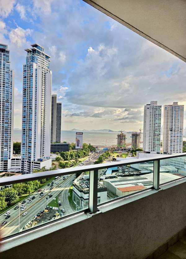 SE ALQUILA APARTAMENTO EN PH SEVILLA - COSTA DEL ESTE