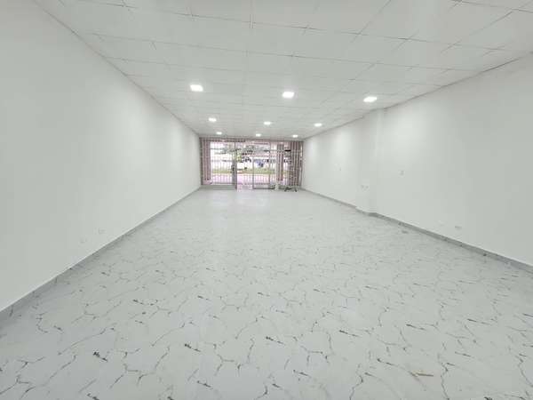 Ground-Floor Commercial Space for Rent, San Francisco – Vía Porras | LH